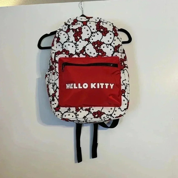 HELLO KITTY BIOWORLD NWT BACK PACK FRONT ZIPPERED POUCH RED/WHITE/BLACK LGE SIZE - Picture 3 of 9